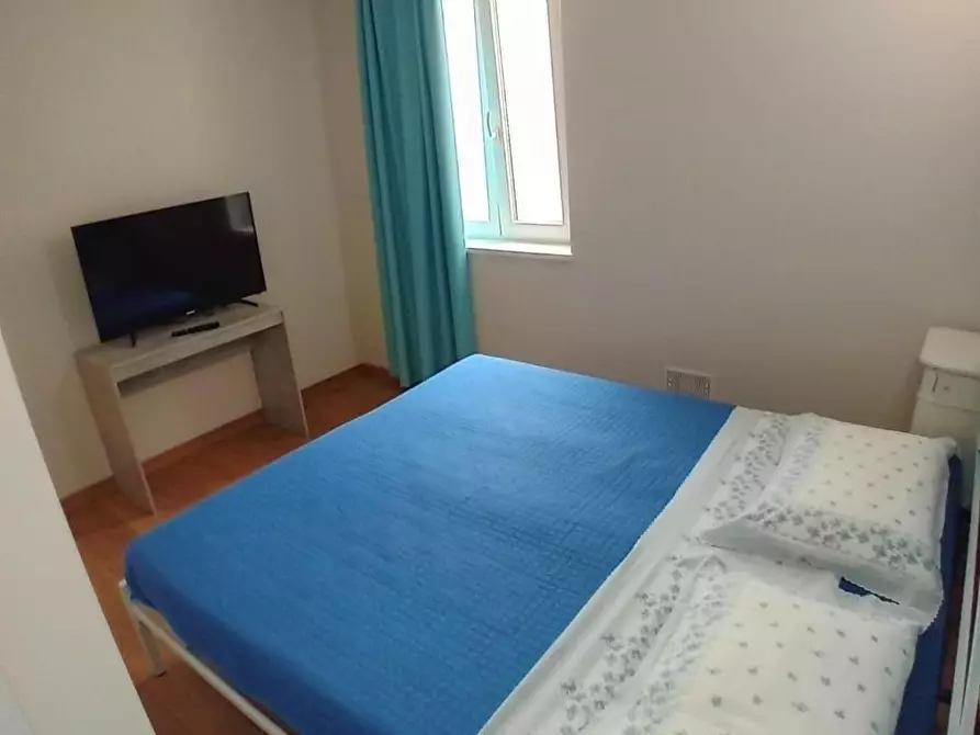 Immagine 25 di Villa in vendita  a Pietrasanta