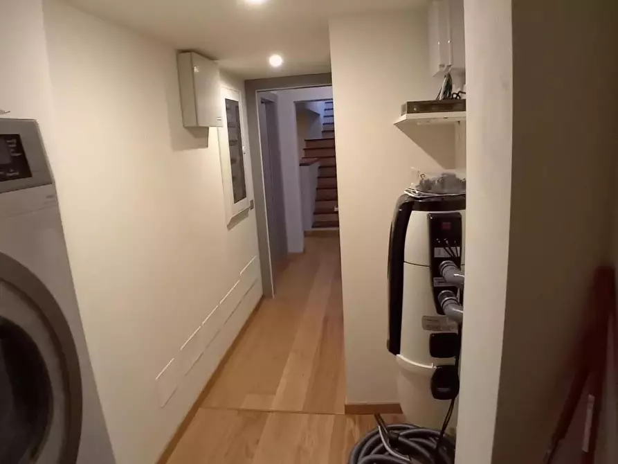 Immagine 17 di Villa in vendita  a Pietrasanta