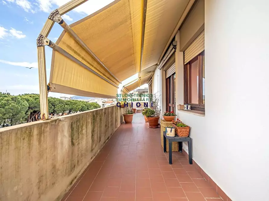 Immagine 42 di Mansarda in vendita  a Carrara