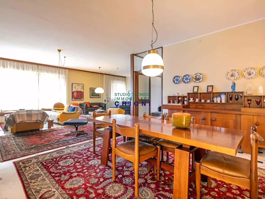 Immagine 9 di Mansarda in vendita  a Carrara