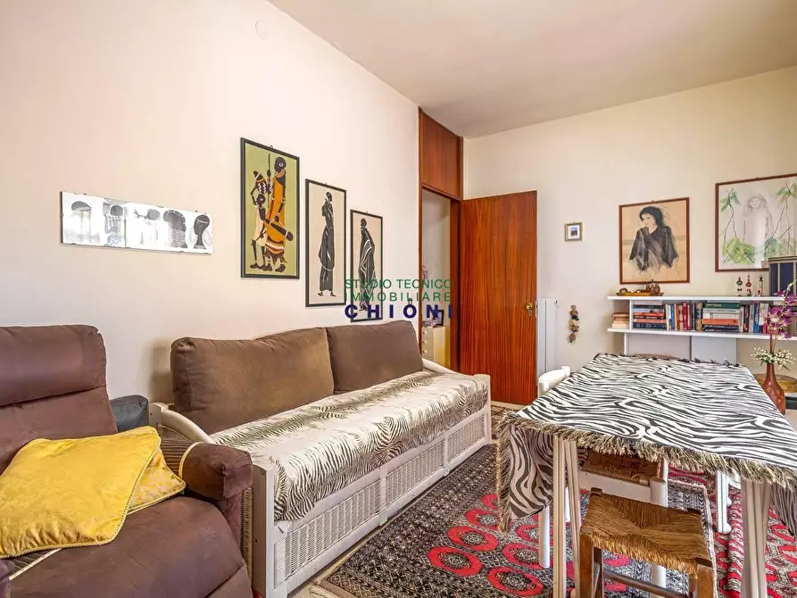 Immagine 33 di Mansarda in vendita  a Carrara