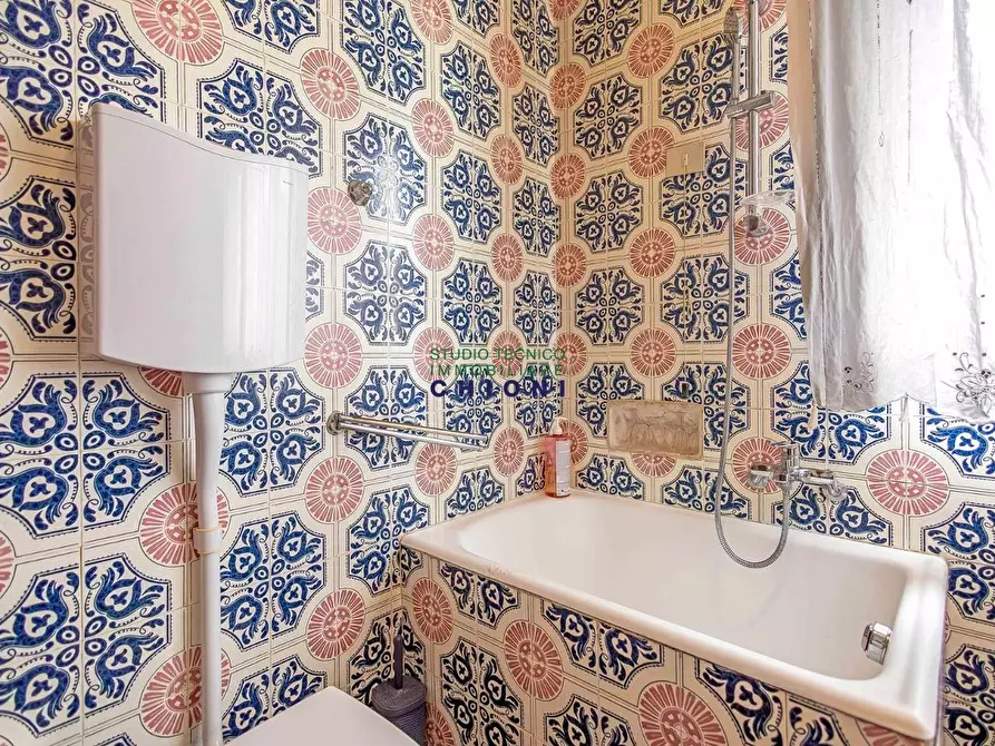 Immagine 24 di Mansarda in vendita  a Carrara