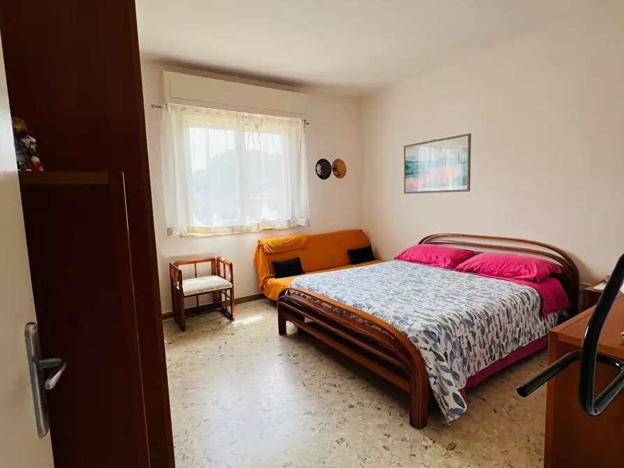 Immagine 6 di Appartamento in vendita  a Cecina