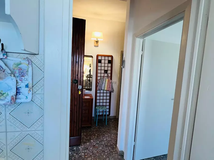 Immagine 18 di Appartamento in vendita  a Cecina