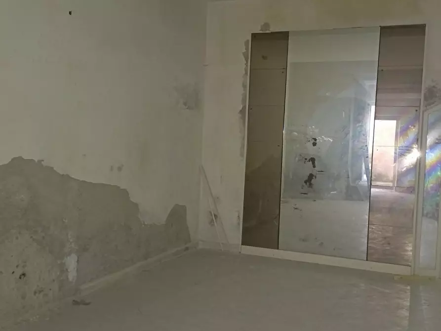 Immagine 7 di Laboratorio in vendita  a Pisa