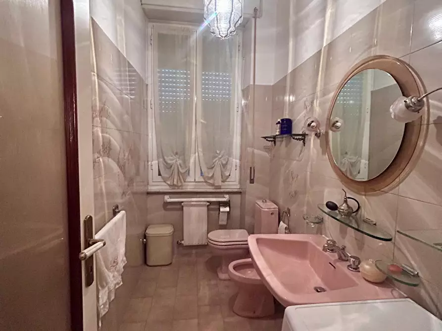 Immagine 16 di Appartamento in vendita  a Aulla