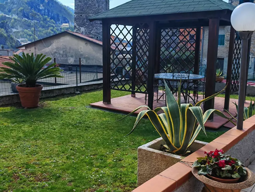 Immagine 8 di Casa semindipendente in vendita  a Carrara