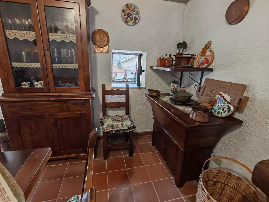 Immagine 12 di Casa semindipendente in vendita  a Carrara
