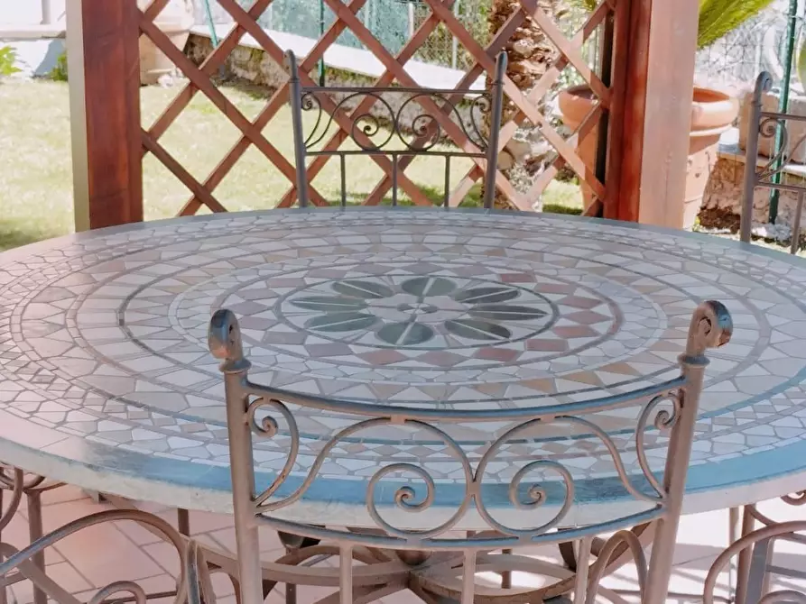 Immagine 4 di Casa semindipendente in vendita  a Carrara