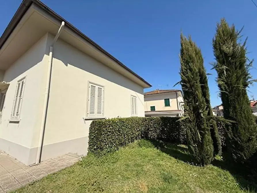 Immagine 6 di Villa in vendita  a San Miniato
