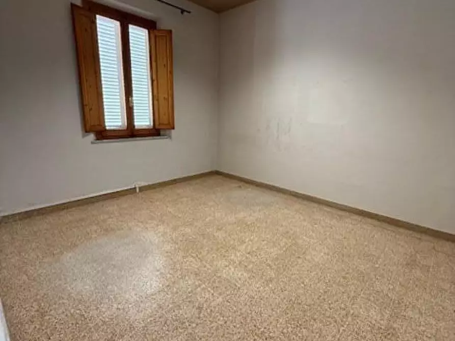 Immagine 10 di Villa in vendita  a San Miniato