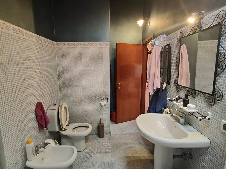 Immagine 14 di Appartamento in vendita  a Massarosa