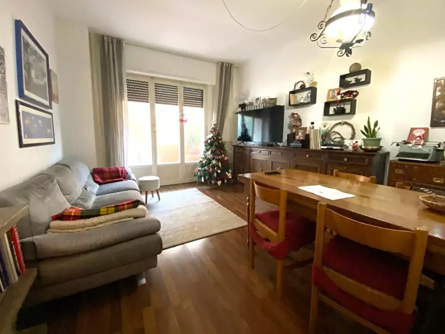 Immagine 14 di Appartamento in vendita  a Massa