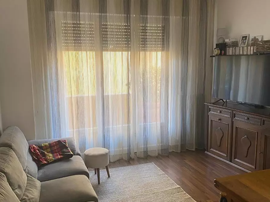 Immagine 1 di Appartamento in vendita  a Massa