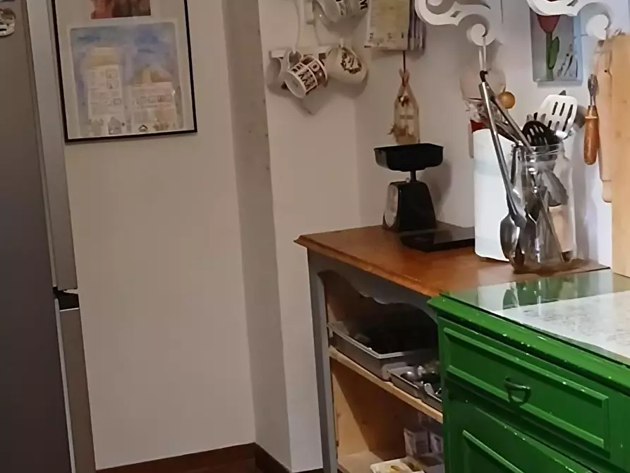 Immagine 7 di Appartamento in vendita  a Massa