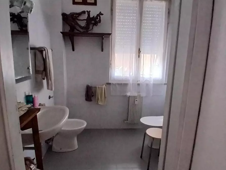 Immagine 3 di Appartamento in vendita  a Massa