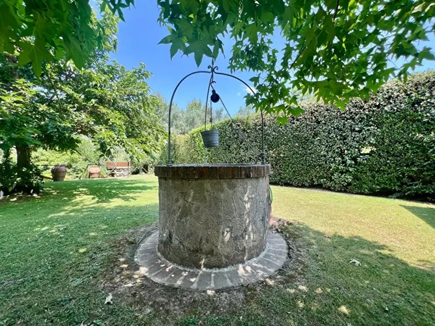 Immagine 17 di Villetta a schiera in vendita  a Calci