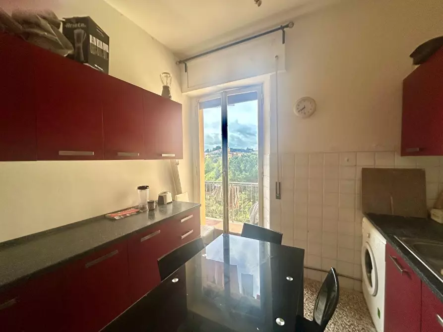 Immagine 11 di Appartamento in vendita  a Siena