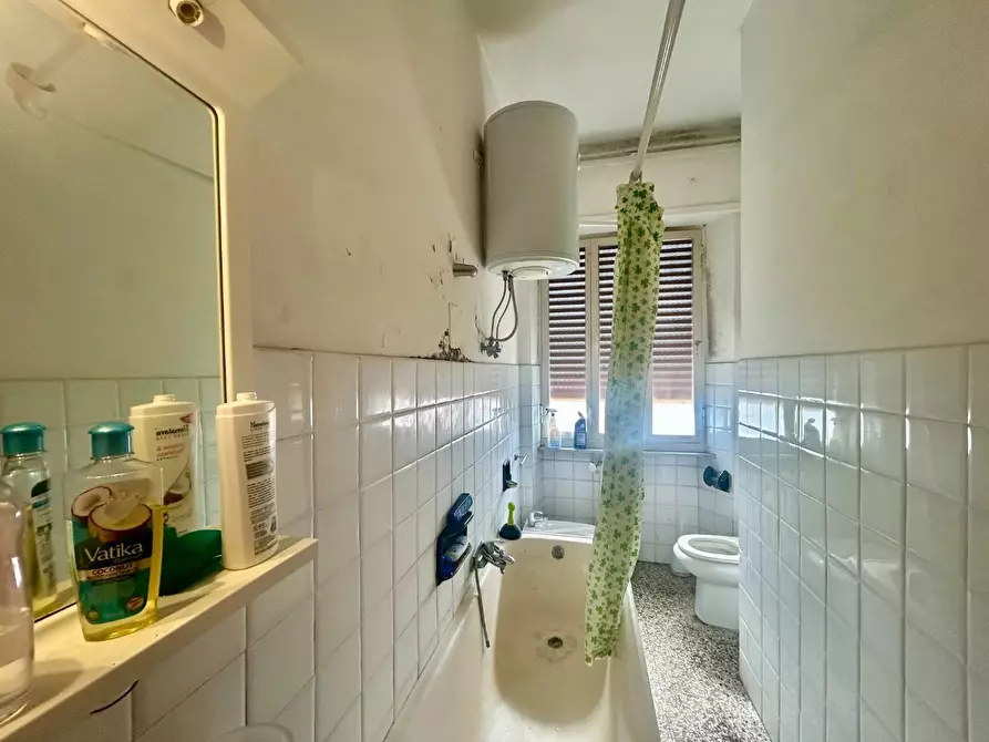 Immagine 15 di Appartamento in vendita  a Siena