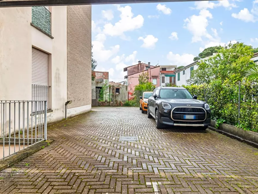 Immagine 28 di Appartamento in vendita  a Pisa