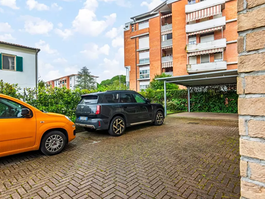 Immagine 27 di Appartamento in vendita  a Pisa