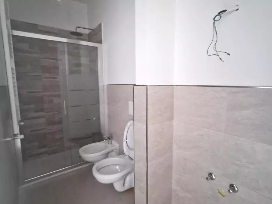 Immagine 13 di Villetta a schiera in vendita  a Carrara