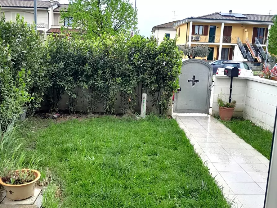 Immagine 31 di Terratetto in vendita  a Santa Croce Sull'arno