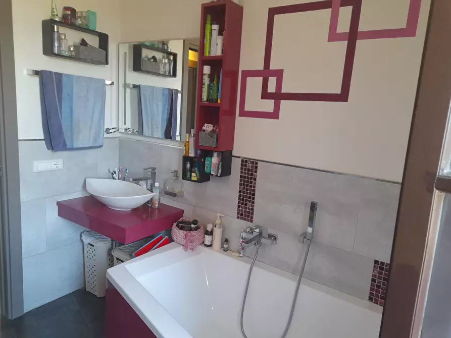 Immagine 15 di Appartamento in vendita  a Colle Di Val D'elsa