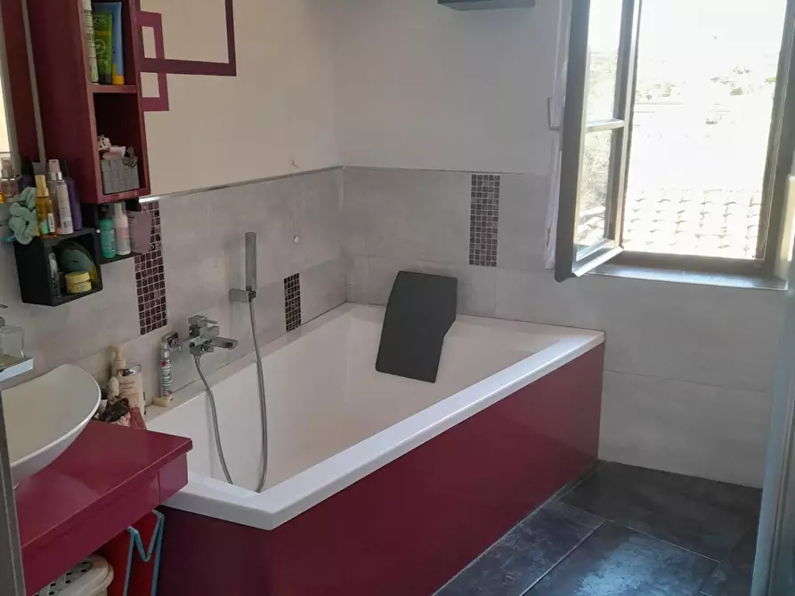 Immagine 29 di Appartamento in vendita  a Colle Di Val D'elsa