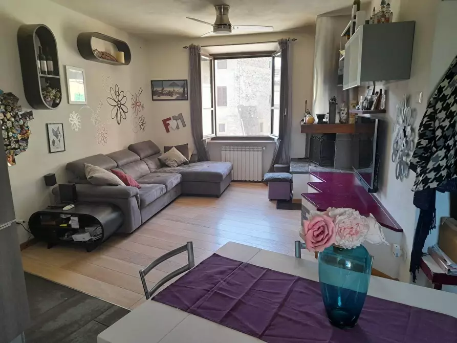 Immagine 23 di Appartamento in vendita  a Colle Di Val D'elsa