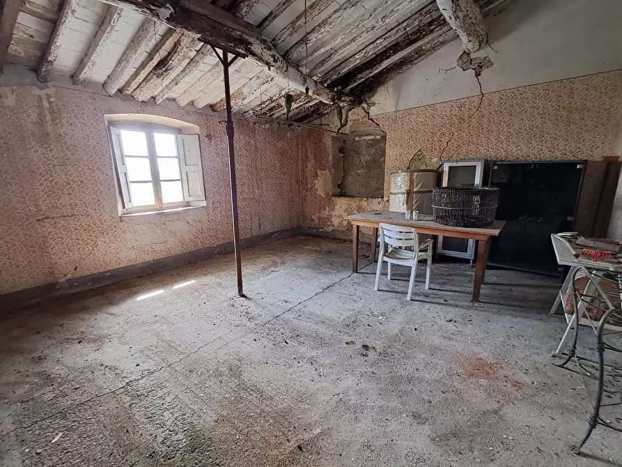 Immagine 5 di Rustico / casale in vendita  a Buti