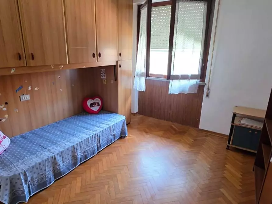 Immagine 8 di Villa in vendita  a Viareggio