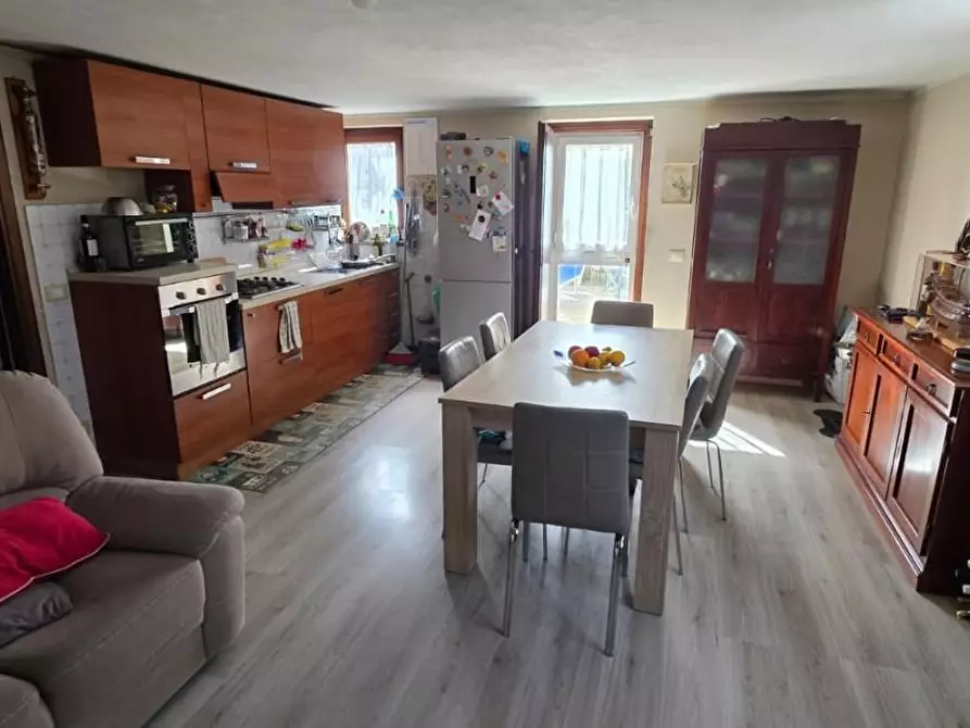 Immagine 13 di Villa in vendita  a Viareggio