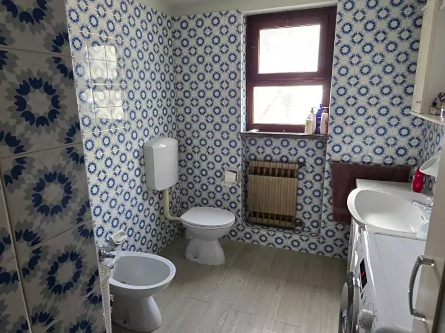 Immagine 16 di Villa in vendita  a Viareggio