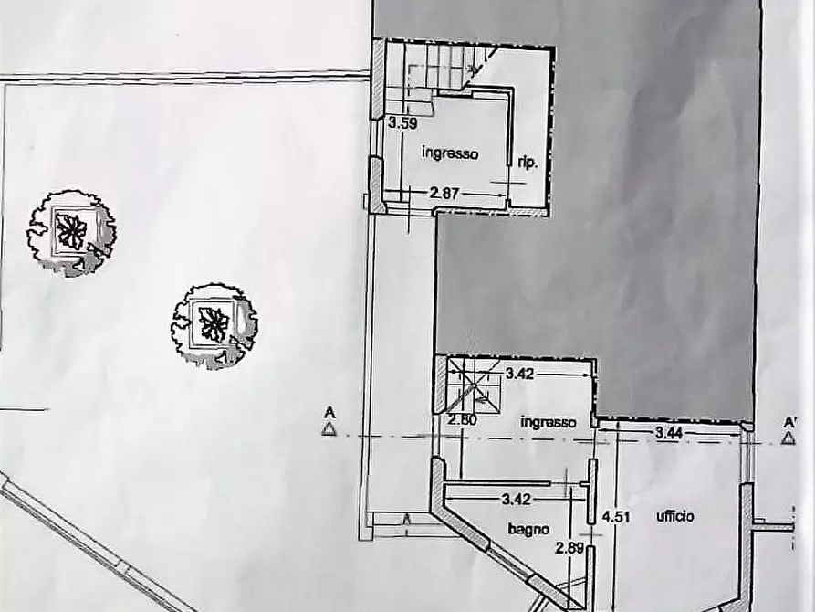 Immagine 24 di Ufficio in affitto  a Lucca