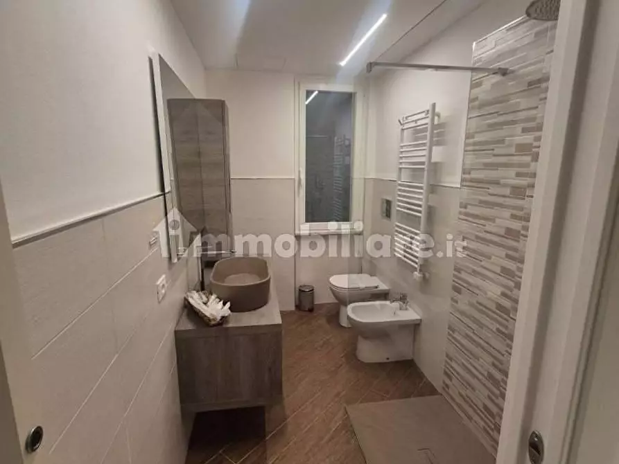 Immagine 8 di Casa bifamiliare in vendita  a Massa