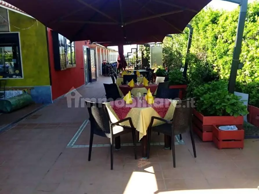 Immagine 15 di Albergo/B&B/Residence in vendita  a Carrara