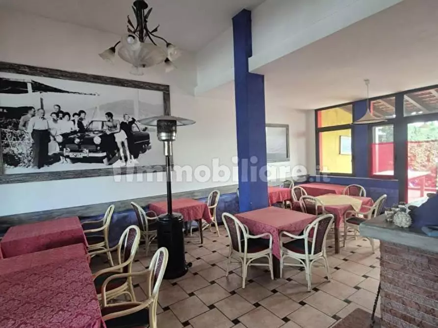 Immagine 8 di Albergo/B&B/Residence in vendita  a Carrara