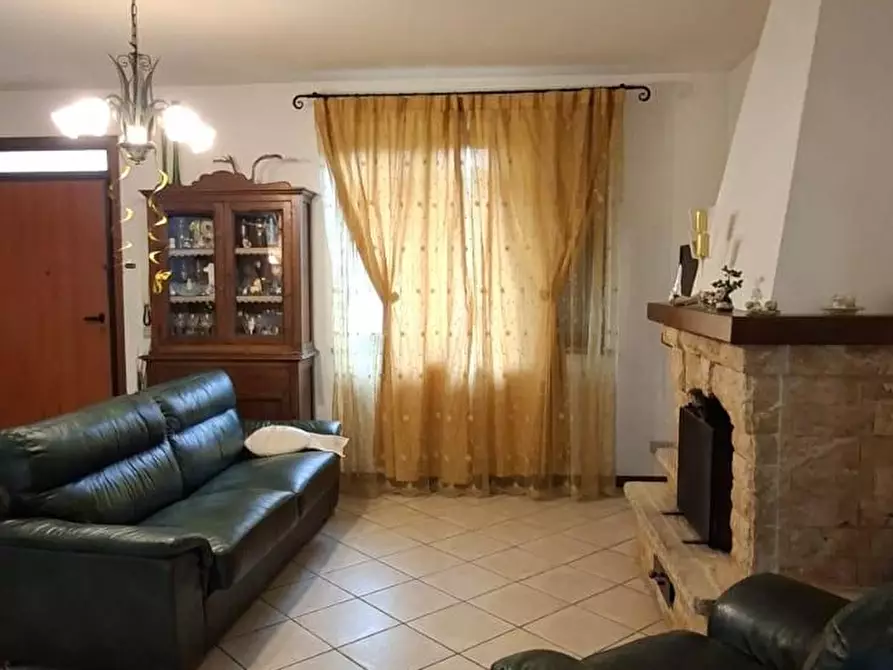 Immagine 14 di Villetta a schiera in vendita  a Terricciola