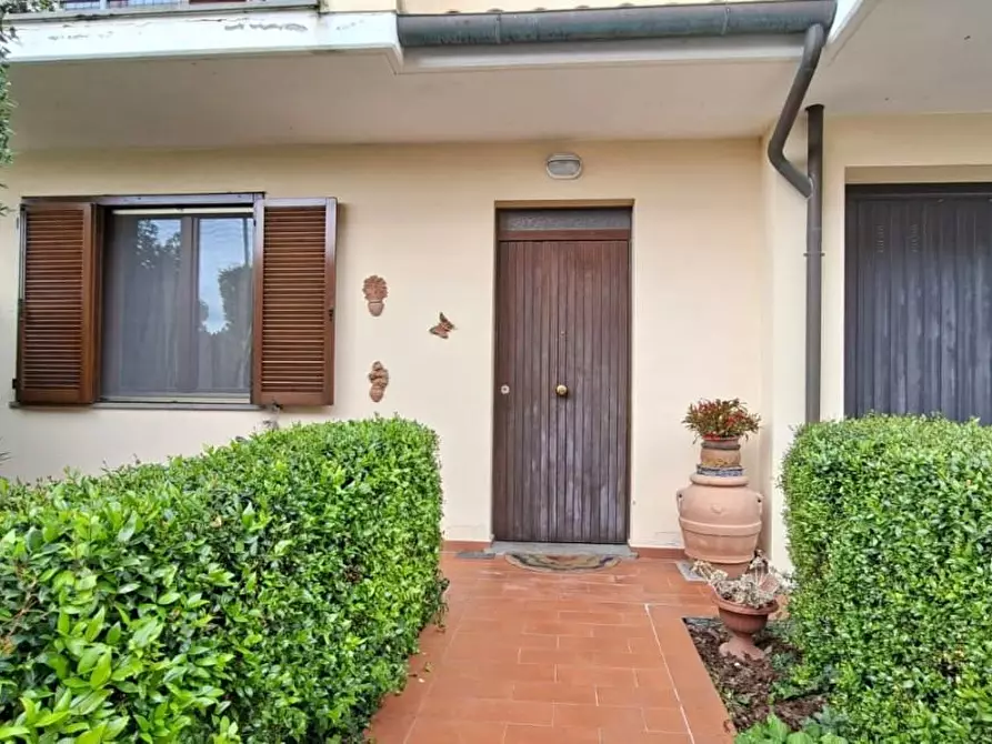 Immagine 28 di Villetta a schiera in vendita  a Terricciola