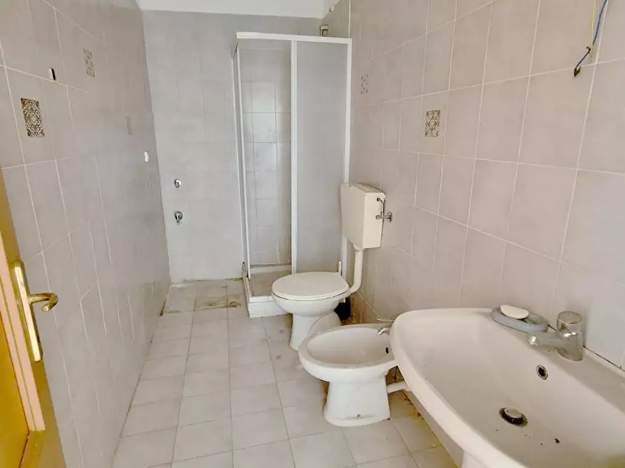 Immagine 12 di Appartamento in vendita  a Pisa