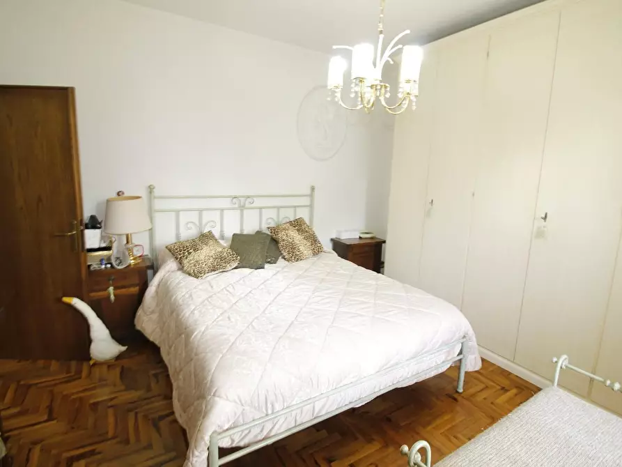 Immagine 10 di Appartamento in vendita  a Colle Di Val D'elsa