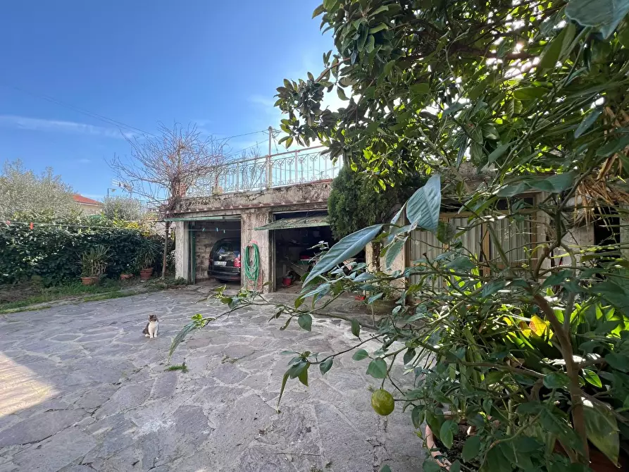 Immagine 8 di Casa bifamiliare in vendita  a Empoli