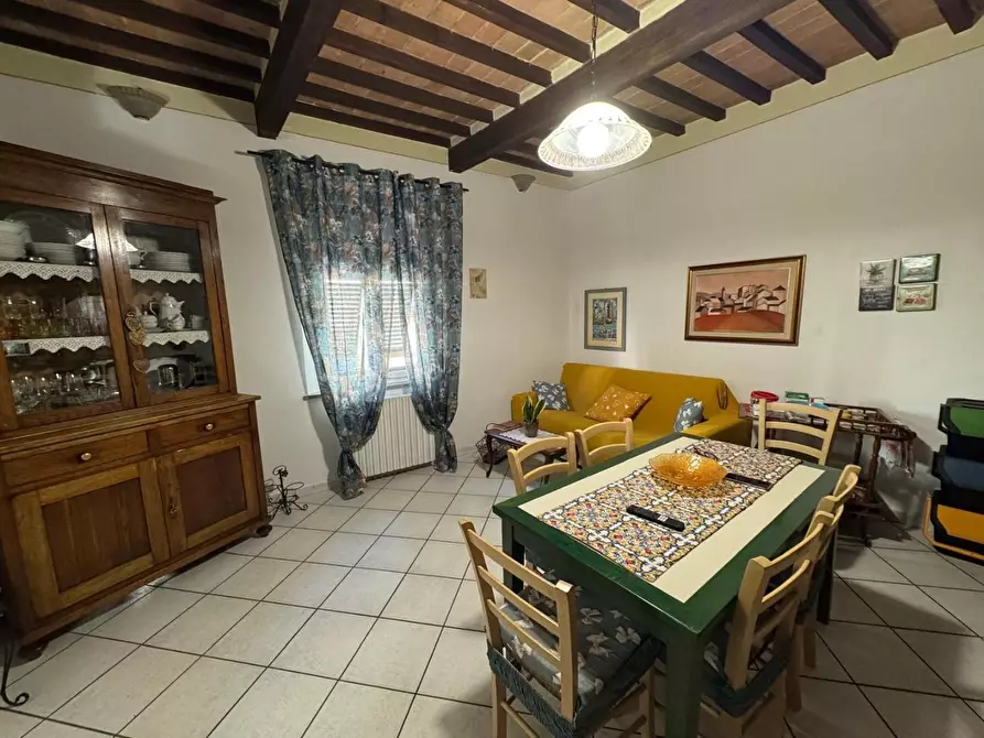 Immagine 5 di Appartamento in vendita  a Pontedera