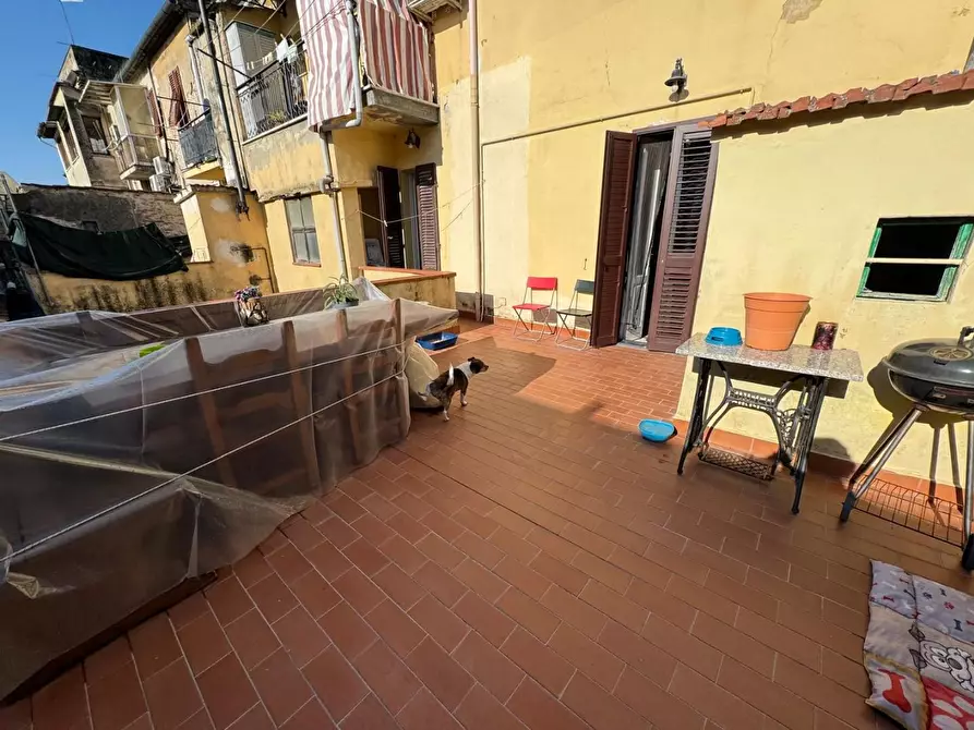 Immagine 11 di Appartamento in vendita  a Pontedera