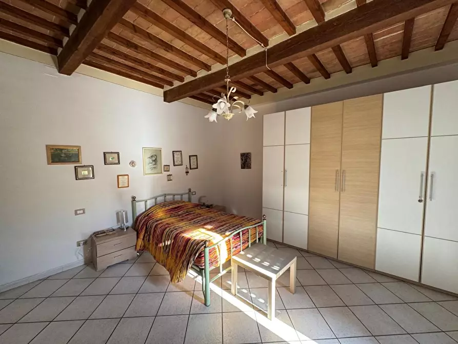 Immagine 8 di Appartamento in vendita  a Pontedera