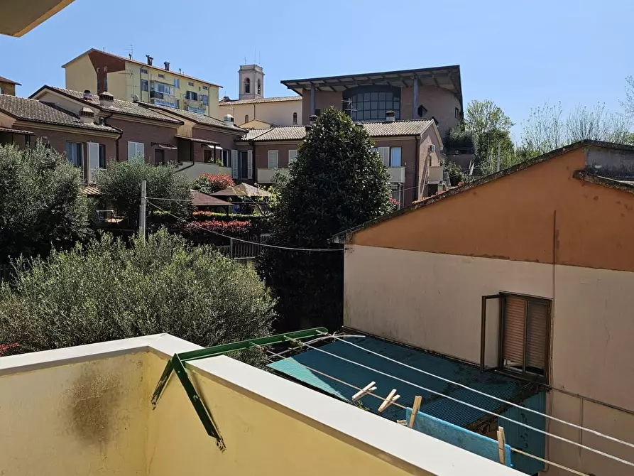 Immagine 22 di Appartamento in vendita  a Collesalvetti