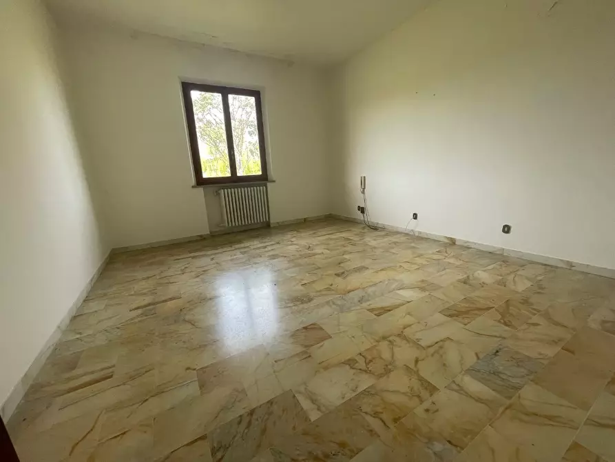 Immagine 9 di Casa indipendente in vendita  a Colle Di Val D'elsa