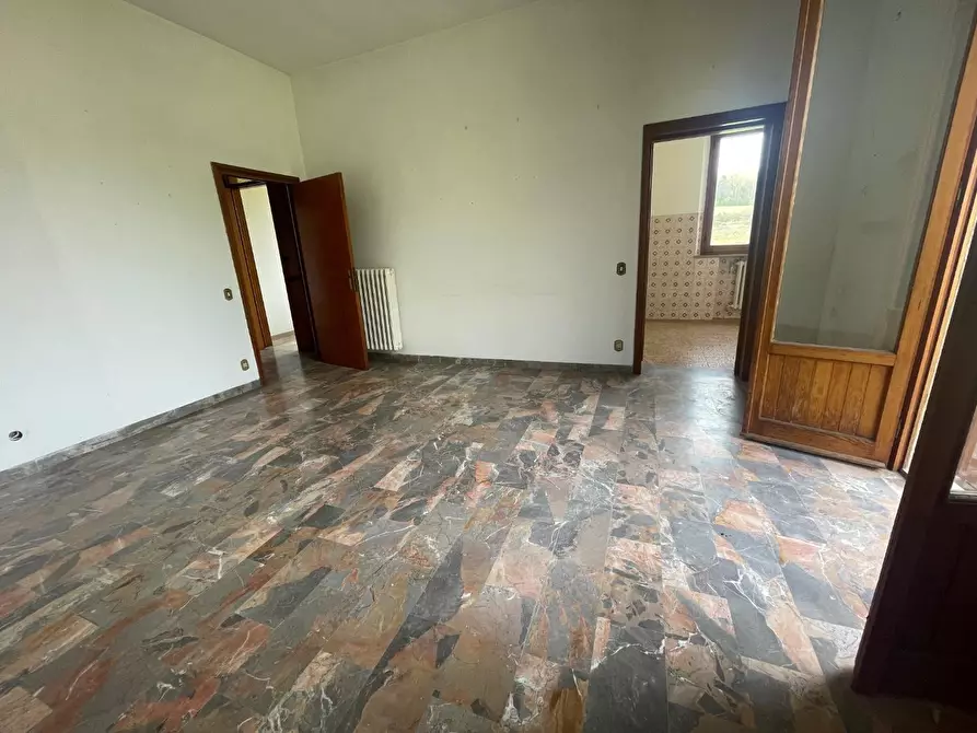 Immagine 5 di Casa indipendente in vendita  a Colle Di Val D'elsa