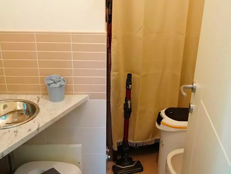 Immagine 7 di Villetta a schiera in vendita  a Massa